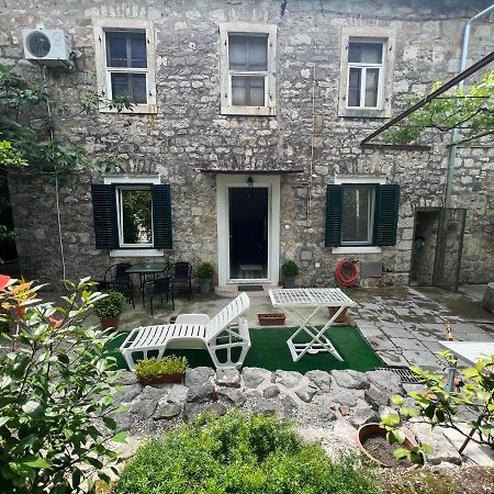 Apartment Marteli Tivat Eksteriør bilde