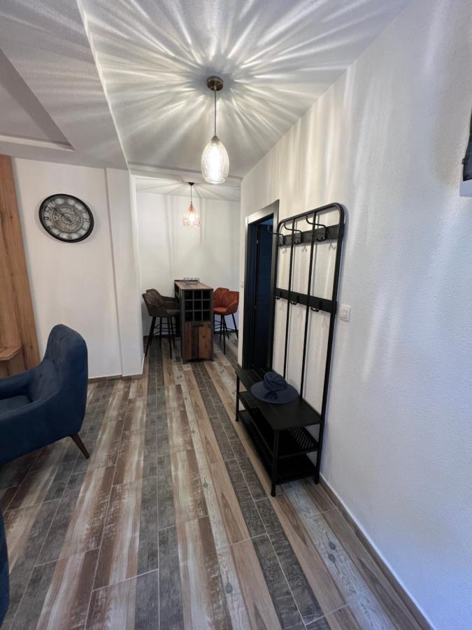 Apartment Marteli Tivat Eksteriør bilde