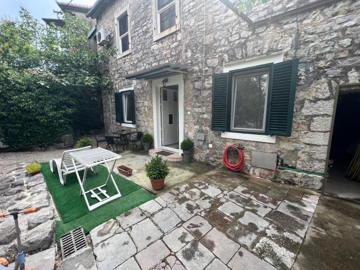 Apartment Marteli Tivat Eksteriør bilde
